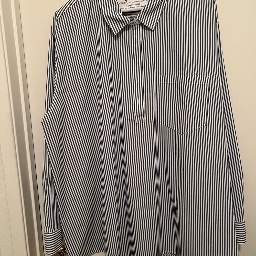 Old Navy Maternity top